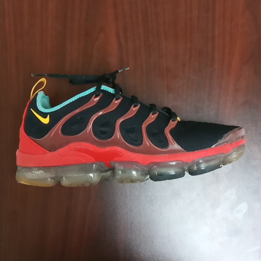 Air VaporMax Nike(Size:10.5,Multi)